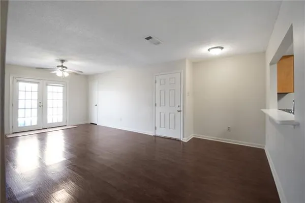 $1,500 | 732 Vouray Drive, Unit D, Kenner, LA 70065