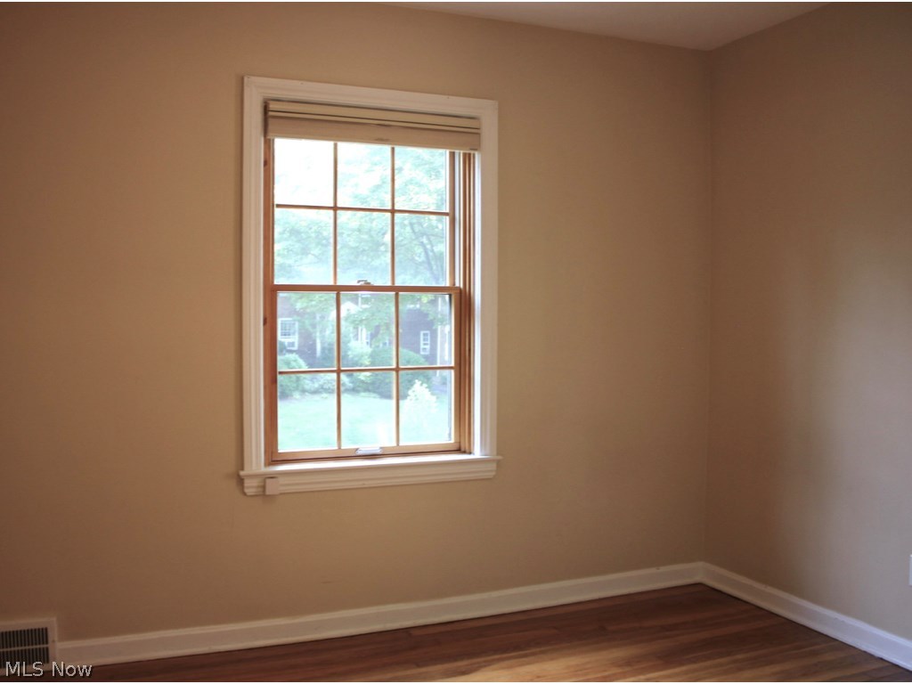 2187 Edgerton Road Cleveland, OH 44118 - Photo 11 of 14 HAVE YOU NOTICED ALL THE WINDOWS ARE NEWER.