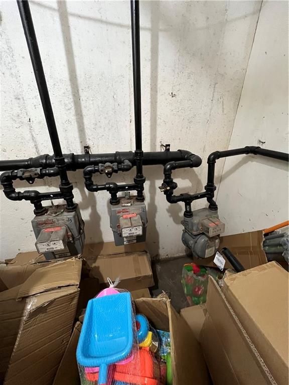 102-06 43rd Avenue Queens, NY 11368 - Photo 7 of 12