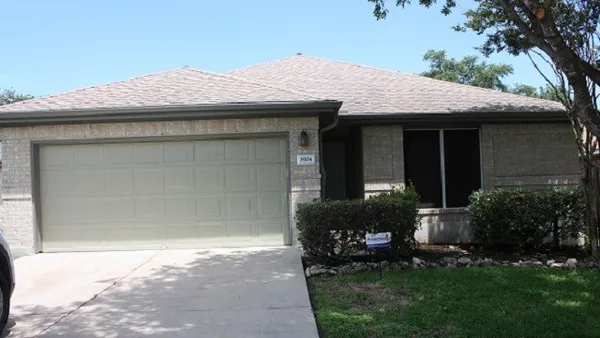 $1,995 | 8104 Hawick Drive, Round Rock, TX 78681