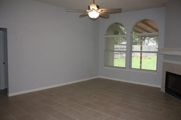 $1,995 | 8104 Hawick Drive, Round Rock, TX 78681