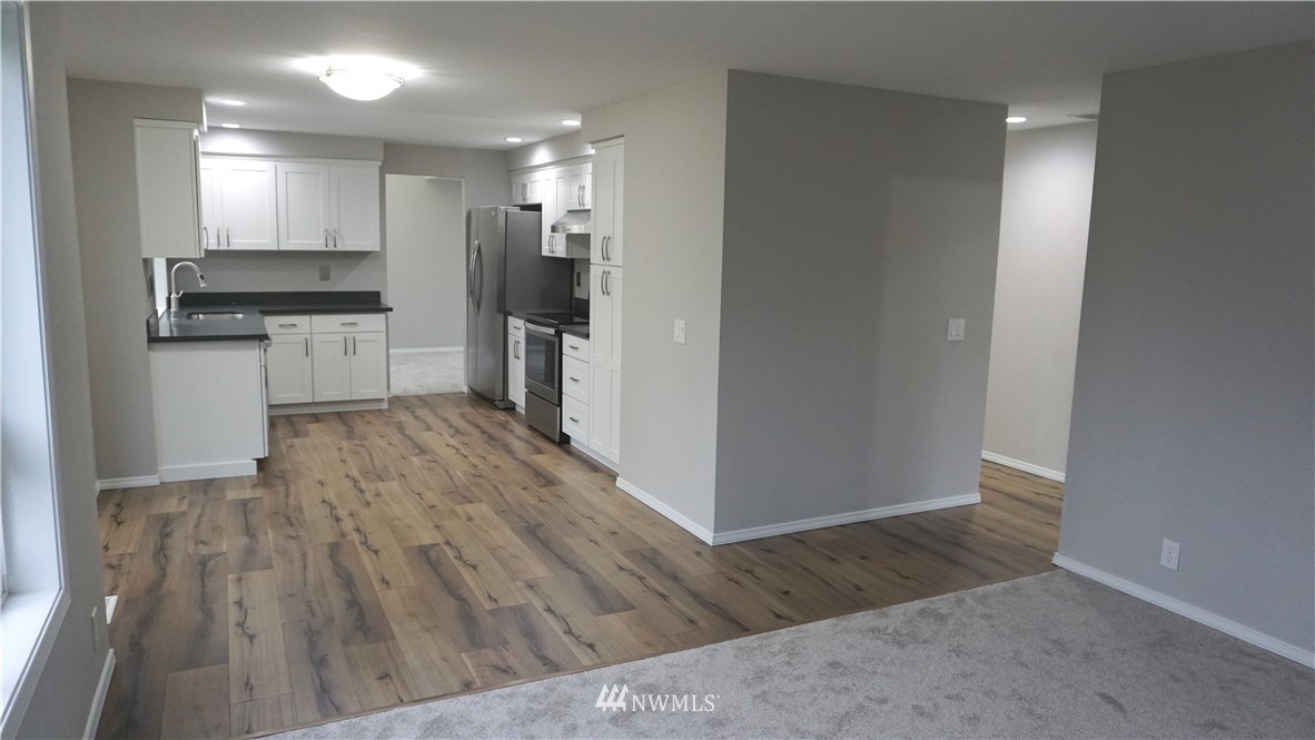 2305 211th Street Southeast Bothell, WA 98021 - Photo 13 of 22