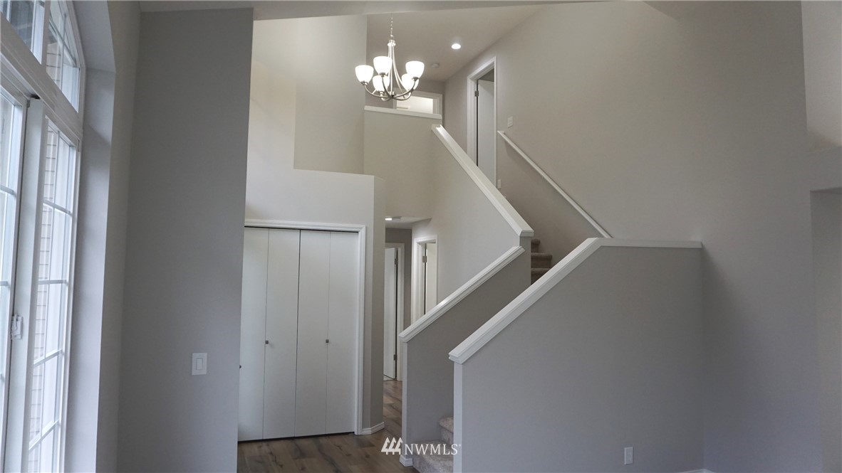 2305 211th Street Southeast Bothell, WA 98021 - Photo 3 of 22