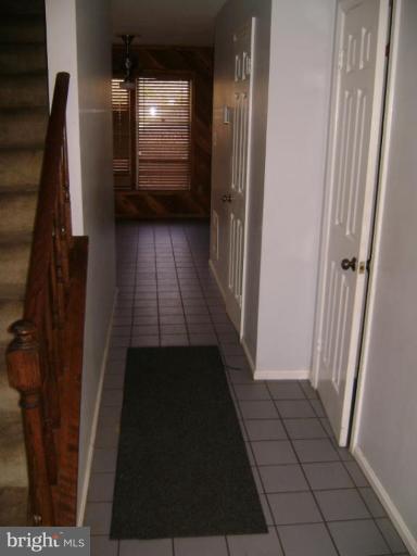 2006 Alabaster Drive Silver Spring, MD 20904 - Photo 4 of 11 Entrance / Foyer