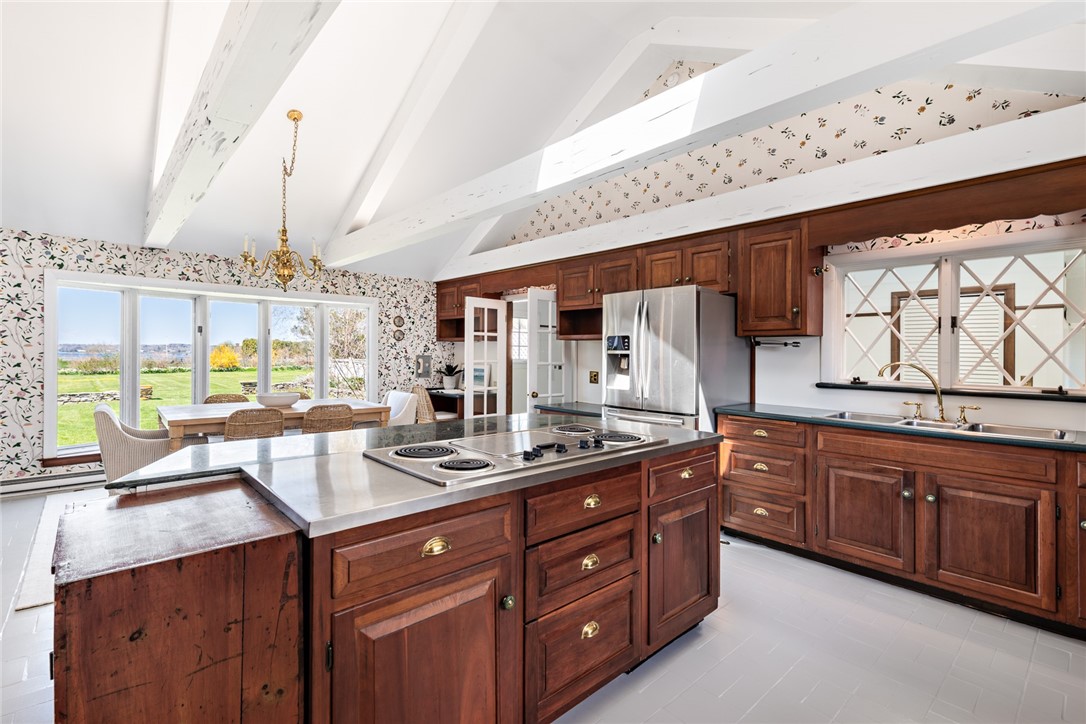 301 West Main Road Little Compton, RI 02837 - Photo 24 of 42