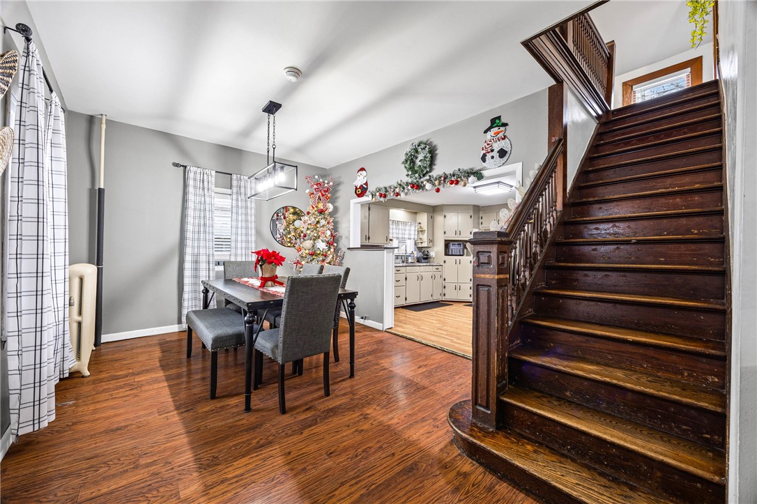 40 Spencer Street Lyons, NY 14489 - Photo 11 of 43 Dining room