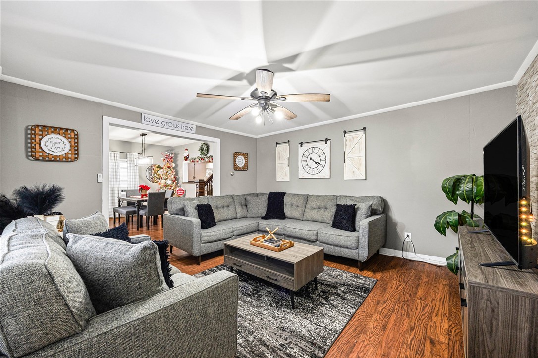 40 Spencer Street Lyons, NY 14489 - Photo 9 of 43