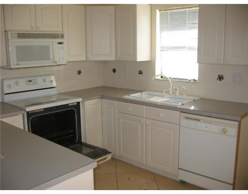 9340 Southwest 61st Way, Unit C Boca Raton, FL 33428 - Photo 4 of 10 Additional Photo