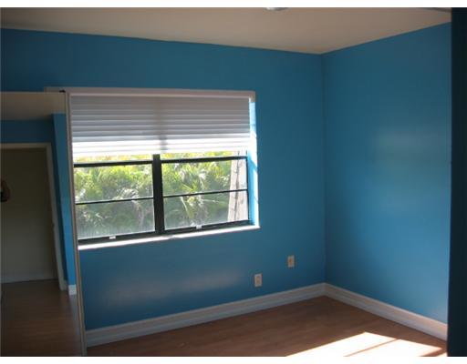 9340 Southwest 61st Way, Unit C Boca Raton, FL 33428 - Photo 8 of 10 Additional Photo