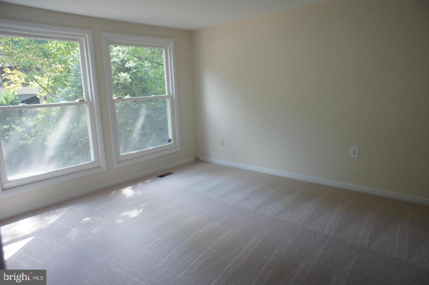 2312 Whitetail Court Reston, VA 20191 - Photo 21 of 26 an empty room with a window