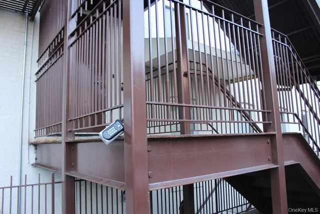 $180,000 | 85 Bronx River Road, Unit 3S, Yonkers, NY 10704