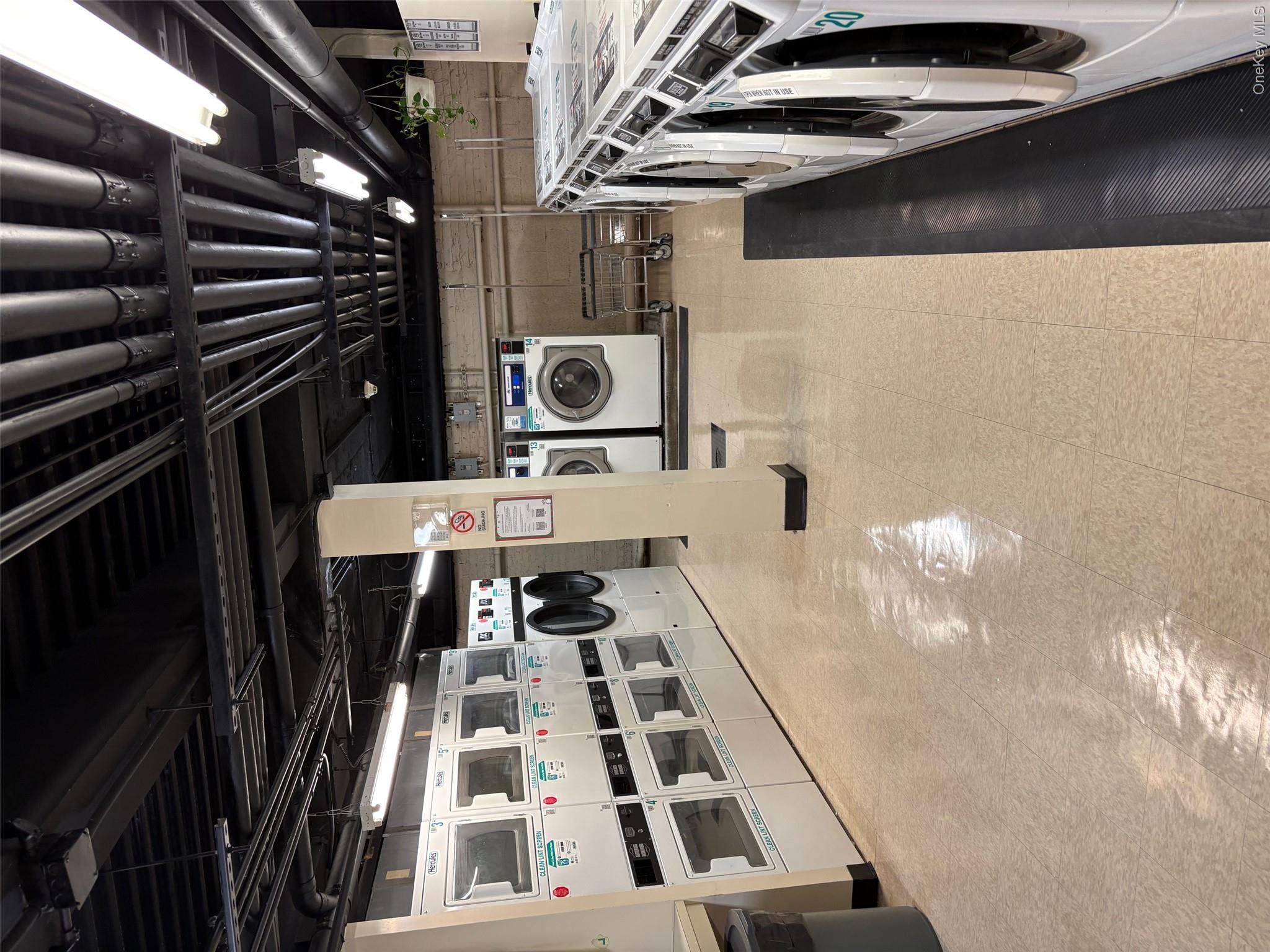 85 Bronx River Road, Unit 3S Yonkers, NY 10704 - Photo 25 of 27 clothes dryer, and stacked washer and clothes dryer