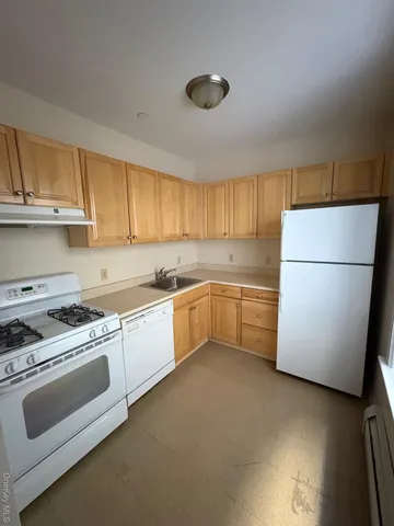 $180,000 | 85 Bronx River Road, Unit 3S, Yonkers, NY 10704