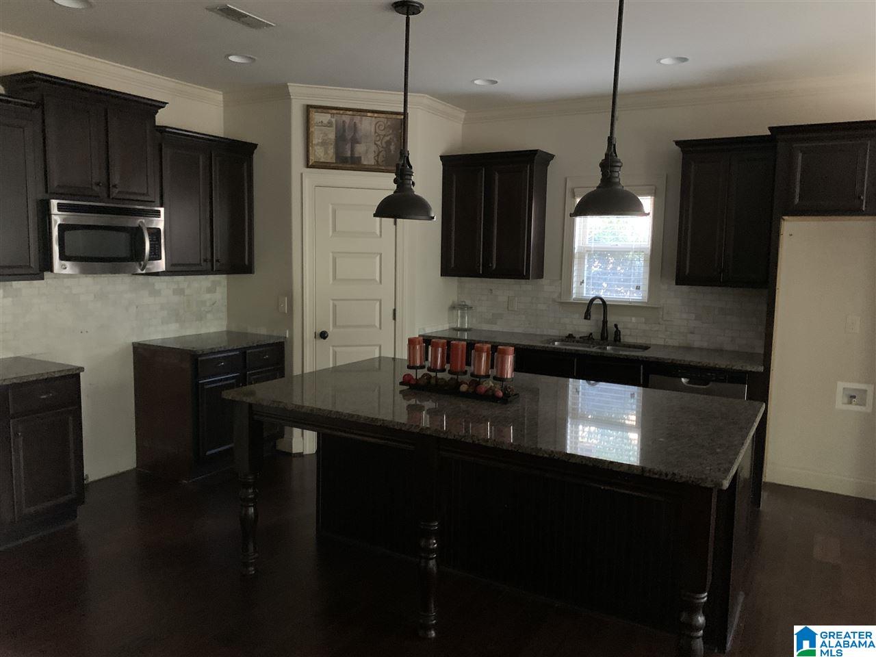 209 Dunrobin Cove Pelham, AL 35124 - Photo 6 of 15