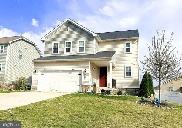$450,000 | 433 Town Run Lane, Stephens City, VA 22655