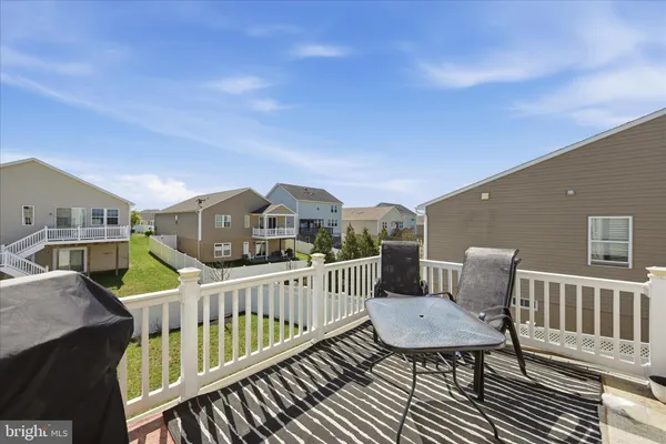 $450,000 | 433 Town Run Lane, Stephens City, VA 22655