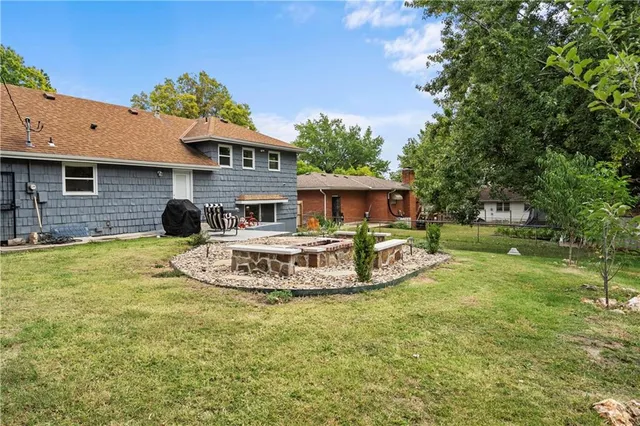 $330,000 | 2418 North 59 Street, Kansas City, KS 66104