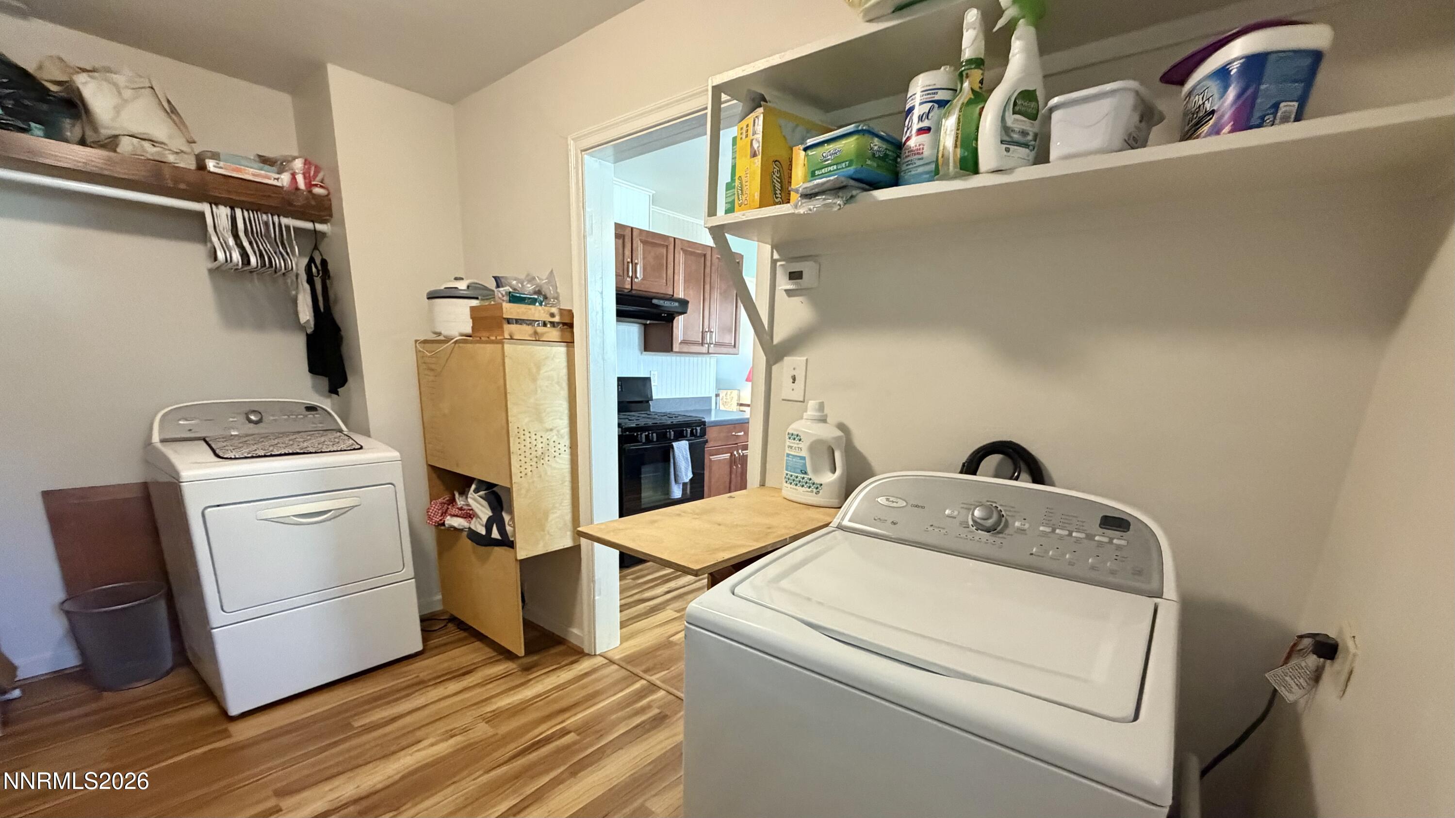 525 East Taylor Street Reno, NV 89502 - Photo 18 of 30 a utility room with dryer and washer