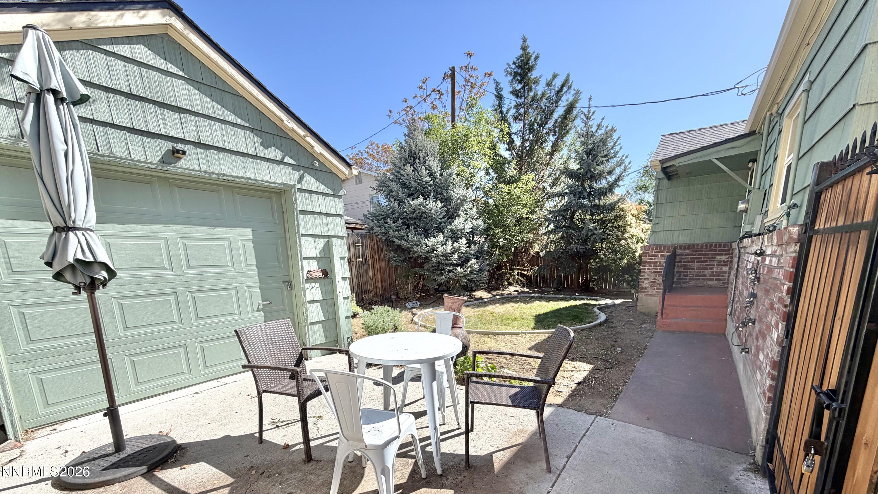 525 East Taylor Street Reno, NV 89502 - Photo 23 of 30 a view of backyard with outdoor seating and plants
