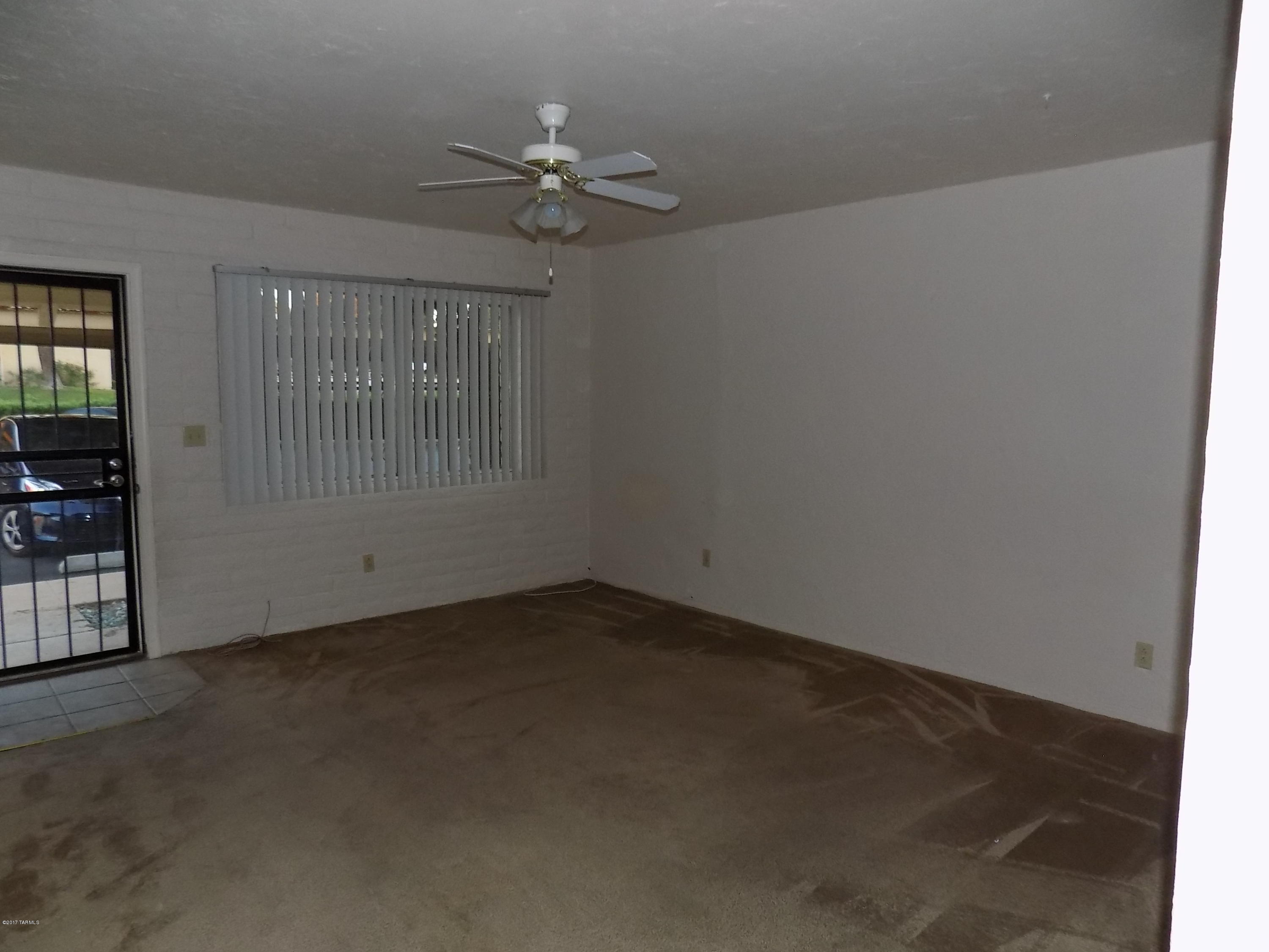 810 South Kolb Road, Unit 48 Tucson, AZ 85710 - Photo 2 of 15