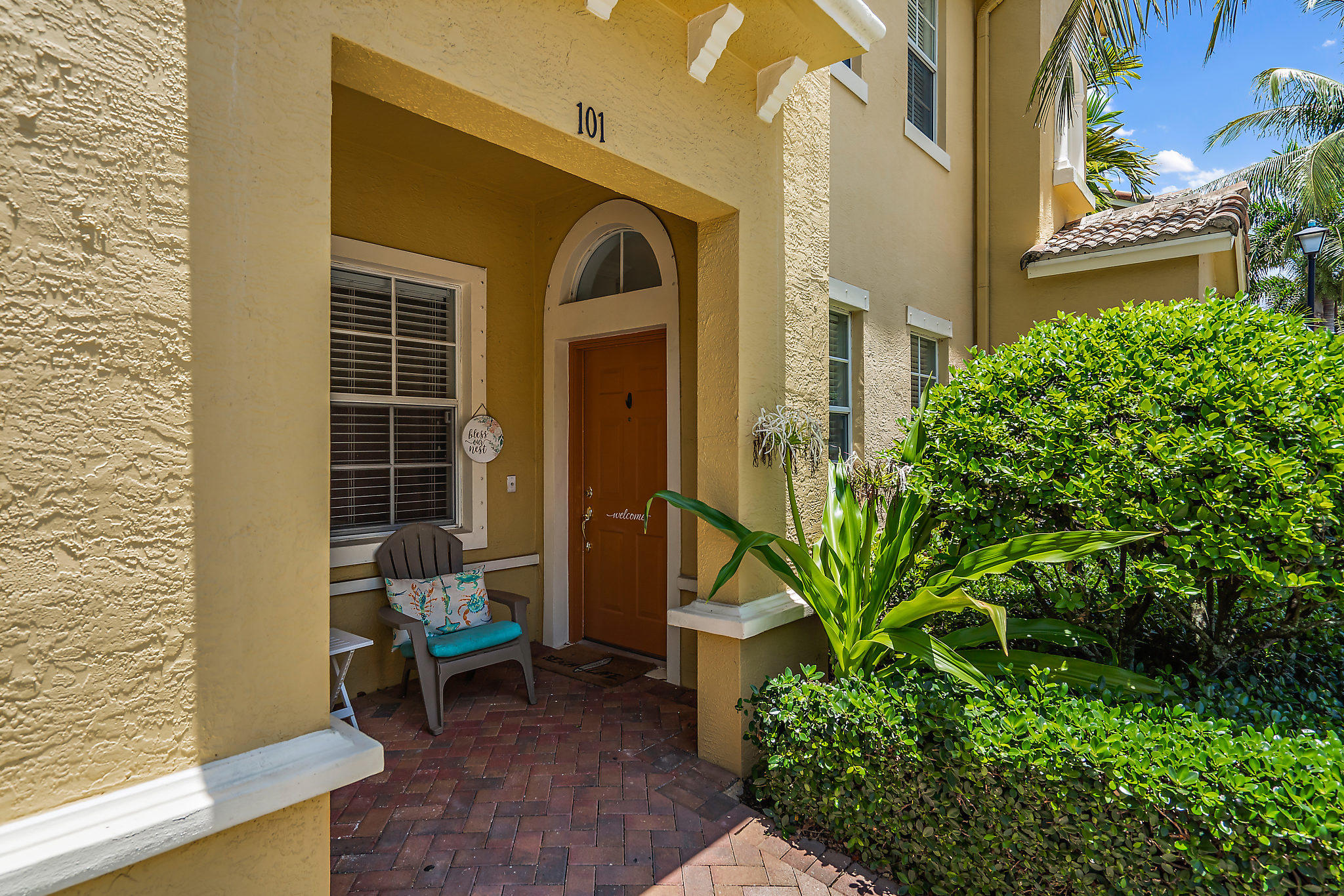 141 Seagrape Drive, Unit 101 Jupiter, FL 33458 - Photo 3 of 30 004-141SeagrapeDr101-Jupiter-FL-small