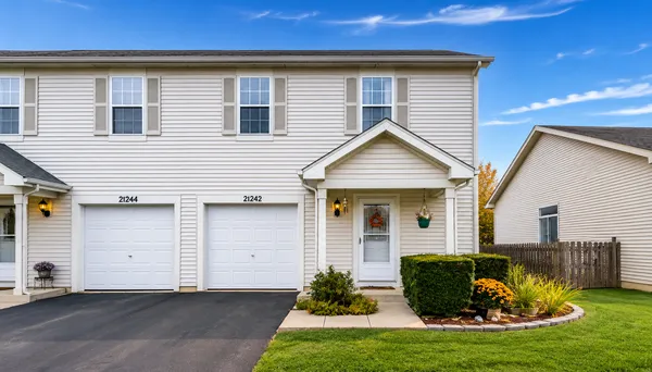 $260,000 | 21242 Edison Lane, Plainfield, IL 60544
