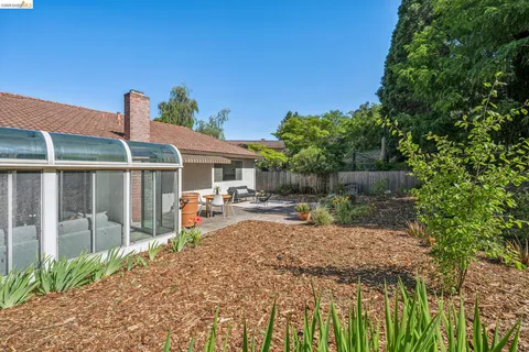 $895,000 | 5672 Torrey Pine Court, El Sobrante, CA 94803