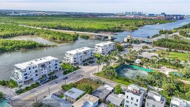 $2,899,000 | 356 Balboa Street, Hollywood, FL 33019