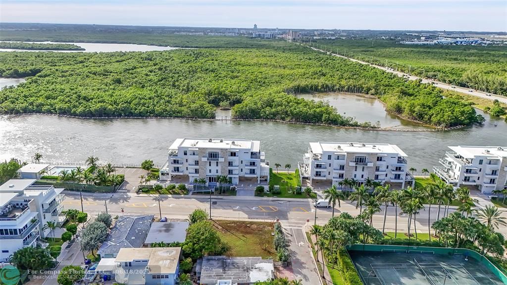 356 Balboa Street Hollywood, FL 33019 - Photo 10 of 17