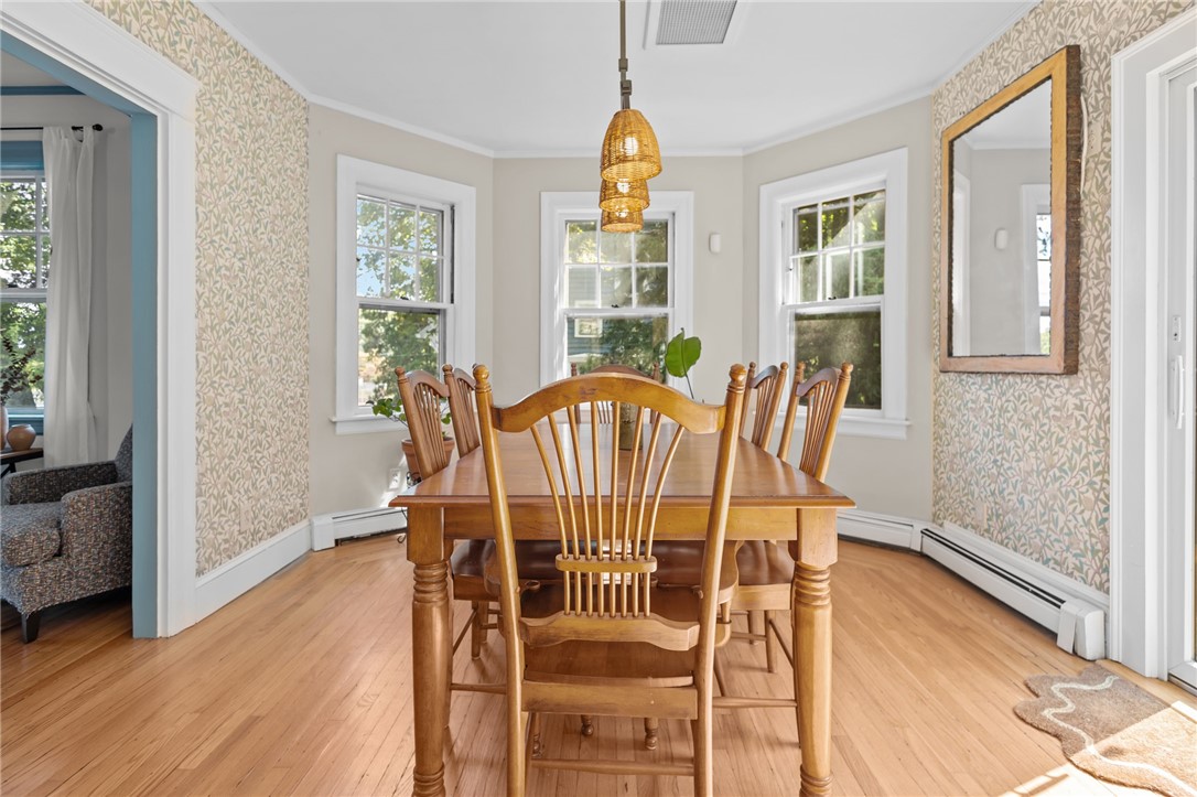 43 Sheffield Avenue Pawtucket, RI 02860 - Photo 11 of 39