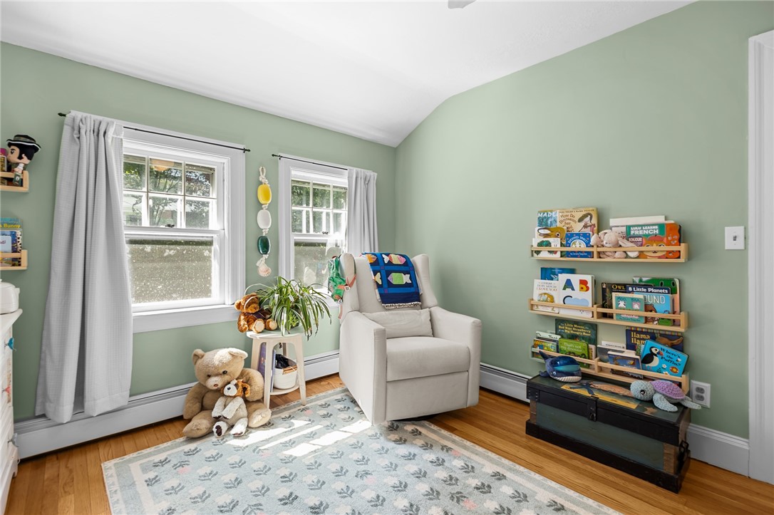 43 Sheffield Avenue Pawtucket, RI 02860 - Photo 27 of 39