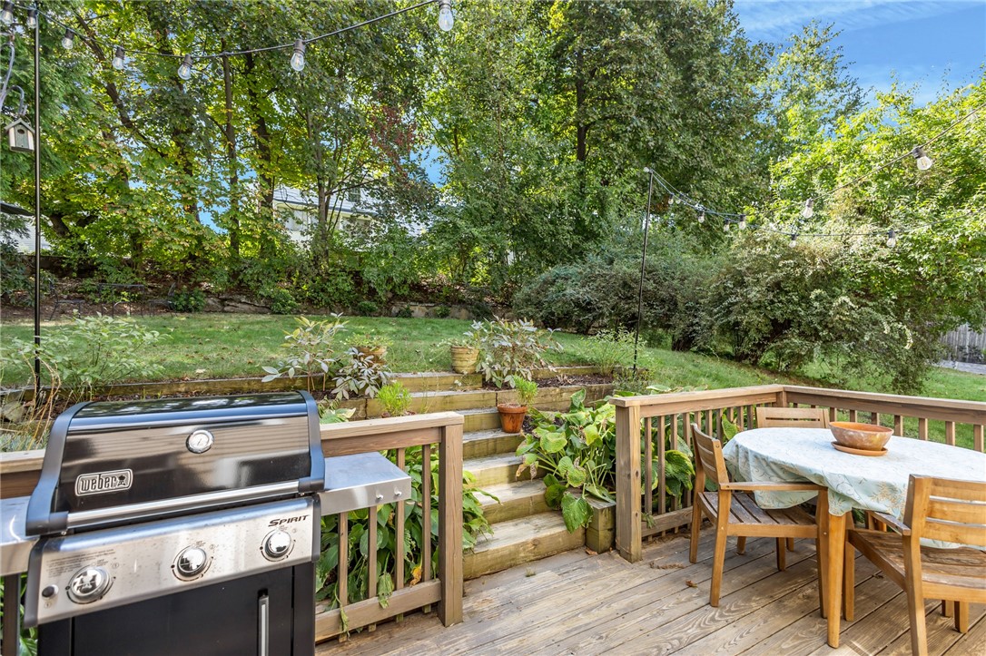 43 Sheffield Avenue Pawtucket, RI 02860 - Photo 34 of 39