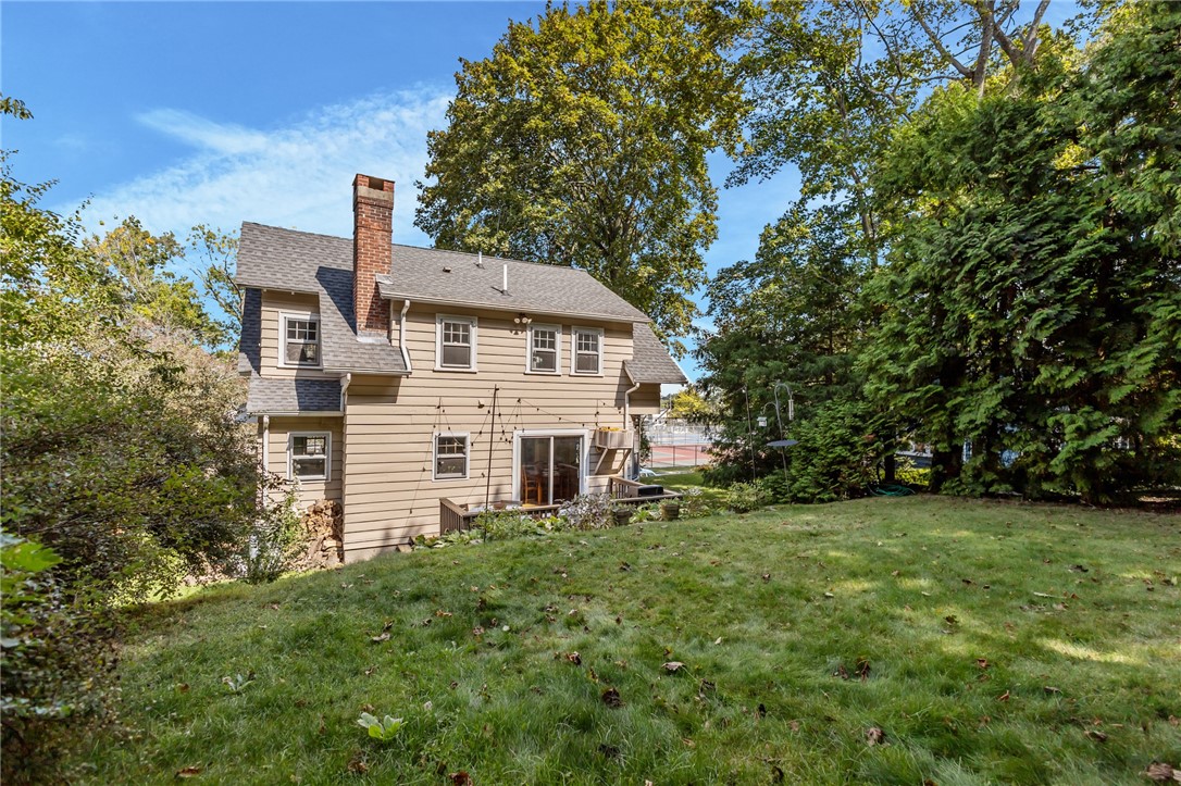 43 Sheffield Avenue Pawtucket, RI 02860 - Photo 36 of 39