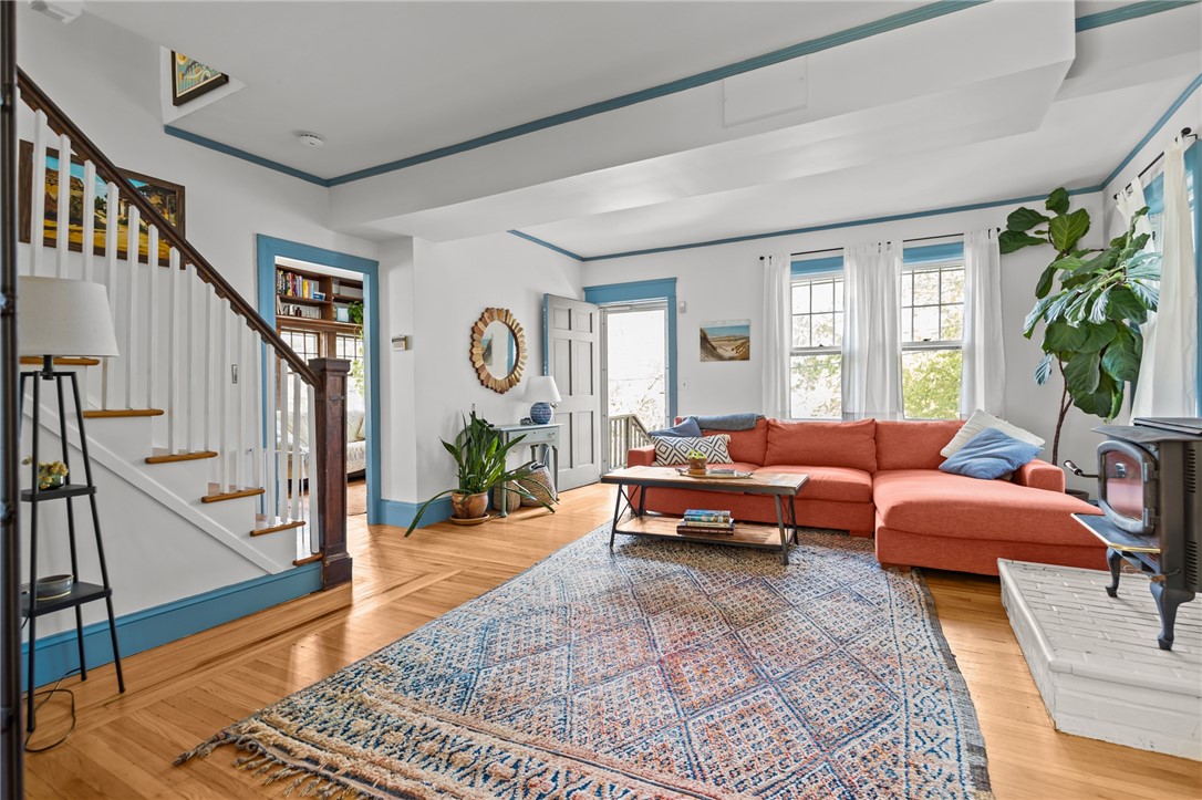 43 Sheffield Avenue Pawtucket, RI 02860 - Photo 7 of 39