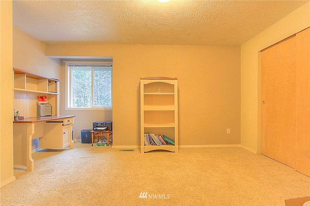 6921 Cedar Flats Road Southwest Olympia, WA 98512 - Photo 16 of 25 Gallery Image 16