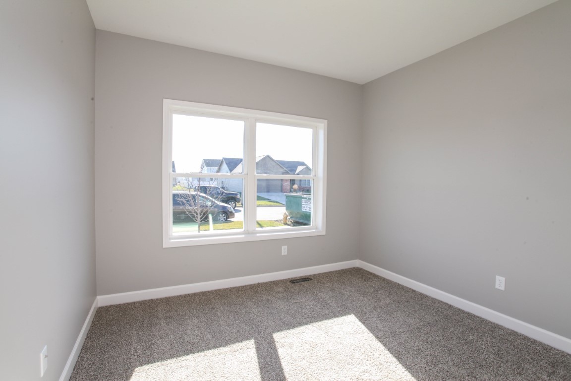 2935 Glendale Lane Normal, IL 61761 - Photo 16 of 29 an empty room with a window