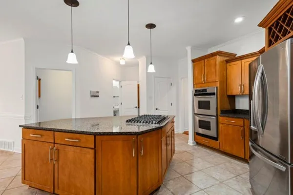 $587,999 | 9150 Forest Island Drive, Collierville, TN 38017