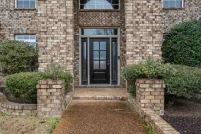 $594,999 | 9150 Forest Island Drive, Collierville, TN 38017