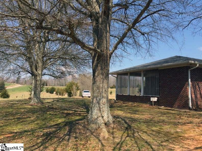 351 Amberwood Road Pickens, SC 29671 - Photo 4 of 18