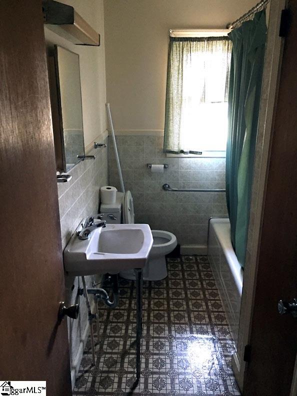 351 Amberwood Road Pickens, SC 29671 - Photo 7 of 18