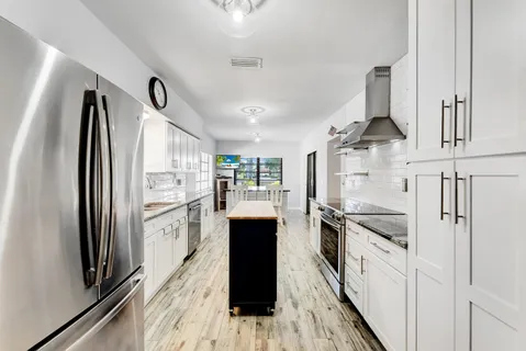 $499,000 | 10306 Greentrail Drive North, Boynton Beach, FL 33436