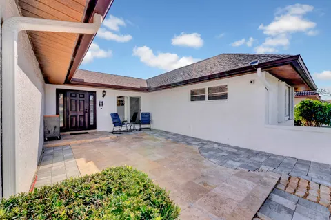 $499,000 | 10306 Greentrail Drive North, Boynton Beach, FL 33436