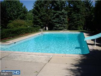 115 Green Road Reading, PA 19606 - Photo 6 of 12 Exterior Back