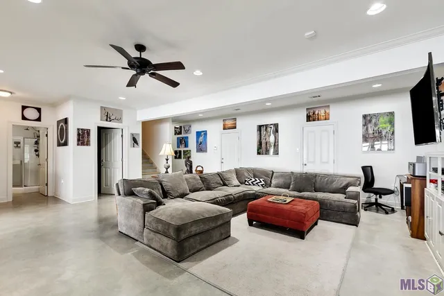 $1,500,000 | 336 Bayou Tranquille Road, Pierre Part, LA 70339