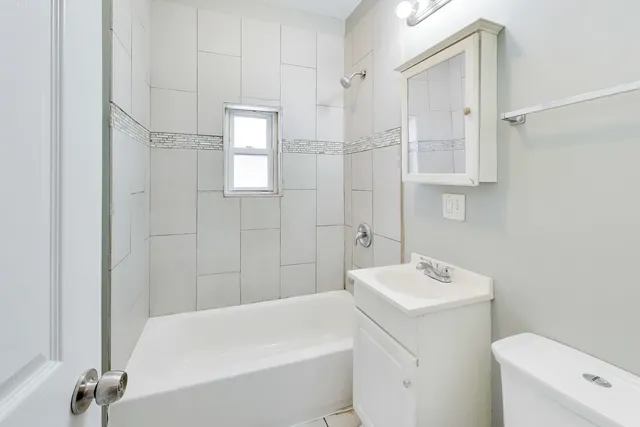 $339,000 | 5632 South Wabash Avenue, Chicago, IL 60637