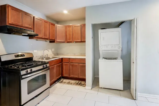 $339,000 | 5632 South Wabash Avenue, Chicago, IL 60637