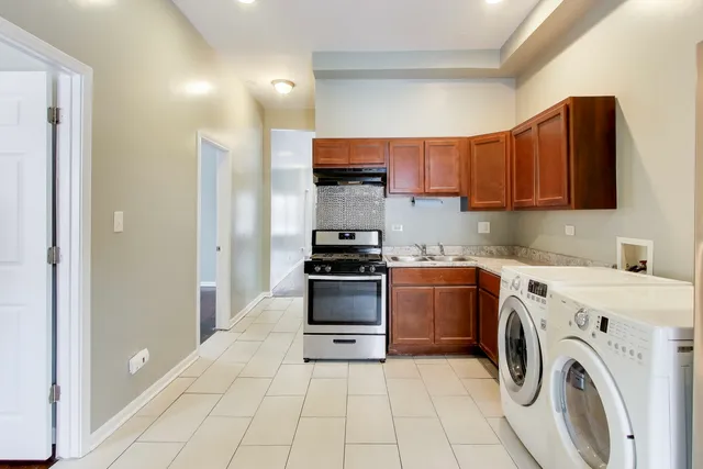 $339,000 | 5632 South Wabash Avenue, Chicago, IL 60637