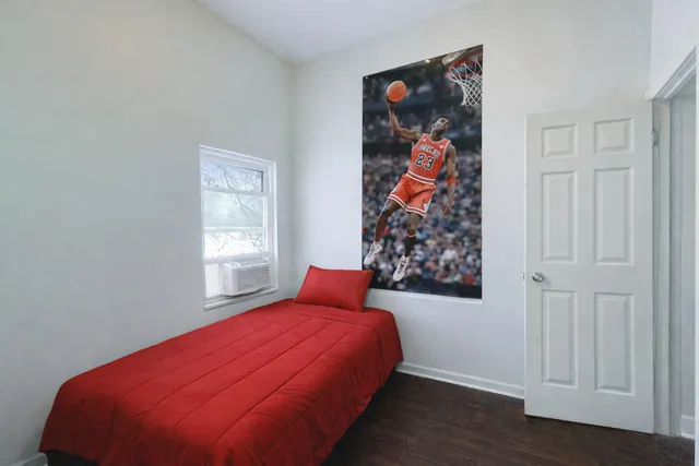 $339,000 | 5632 South Wabash Avenue, Chicago, IL 60637