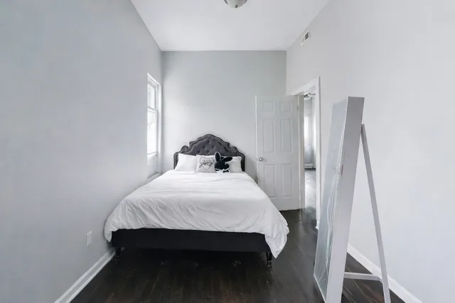 $339,000 | 5632 South Wabash Avenue, Chicago, IL 60637