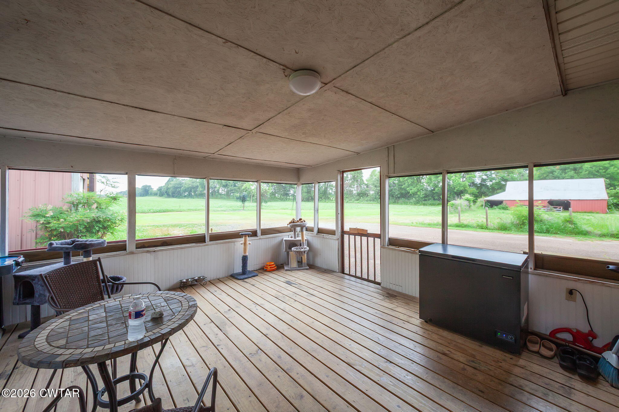 1921 Nance Road Alamo, TN 38001 - Photo 6 of 29 a living room with furniture and a large window